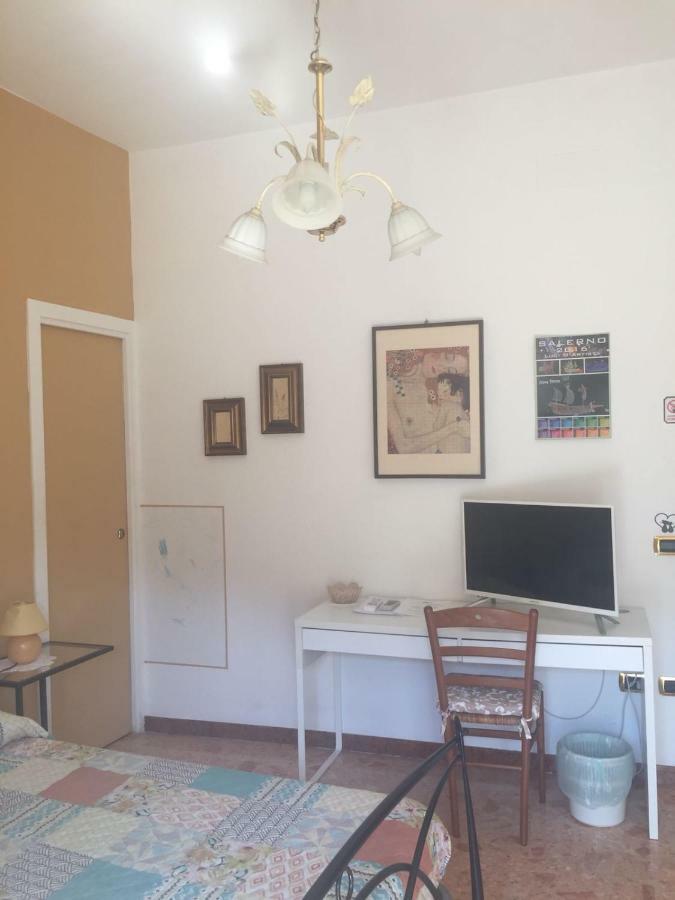 Chiavi Antiche B&B Салерно Екстериор снимка